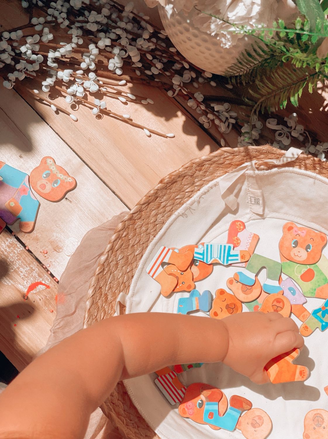 Magnetic Wooden Bear Family Dress-Up Activity Box