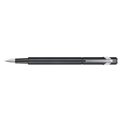 Caran d’Ache  849 Vulpen zwart Fijne penpunt