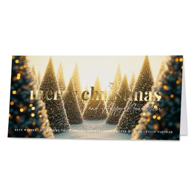 Stijlvolle kerstkaart met een sfeervol bos en goudfolie