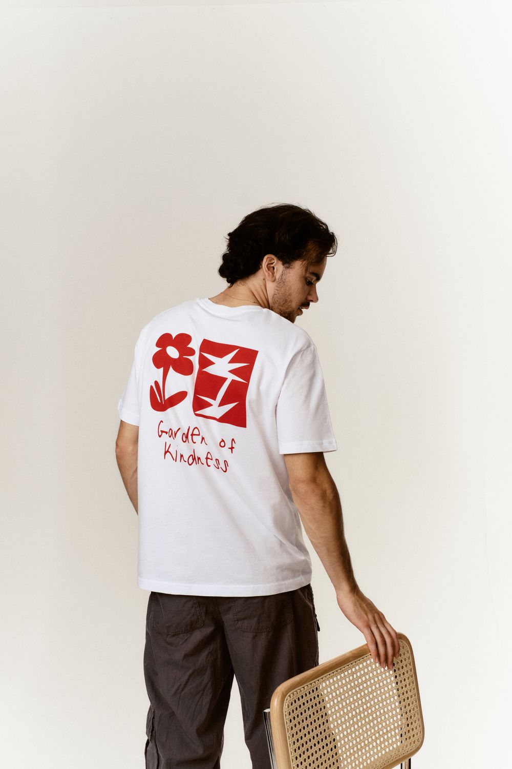 Oversized T-Shirt - &quot;garden of kindness&quot;