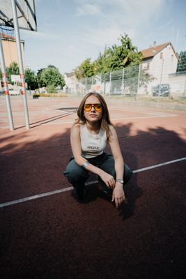 Tank Top - &quot;angelic bestickt&quot; butter
