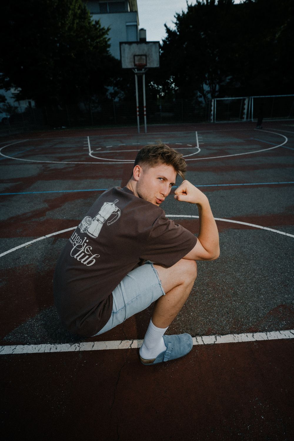 Heavy T-Shirt - &quot;pause &amp; be patient, coffee&quot; - vintage brown
