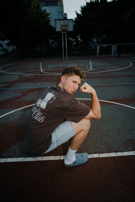 Heavy T-Shirt - &quot;pause &amp; be patient, coffee&quot; - vintage brown