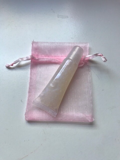 Monshine Tinted Mousturzing Gloss