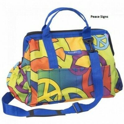 Tas in "peace signs" print
