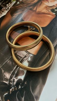 Sade bangle
