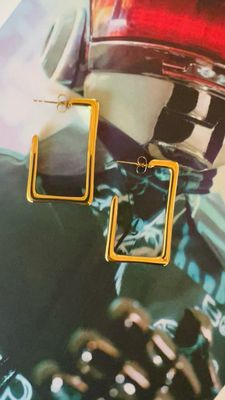 Electric feel earrings