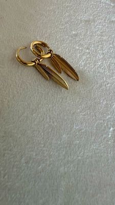 Feather 