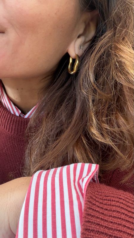 Golden Wave Hoops