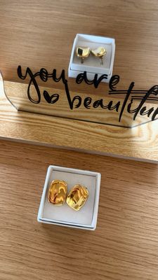 Golden Glow Earrings 