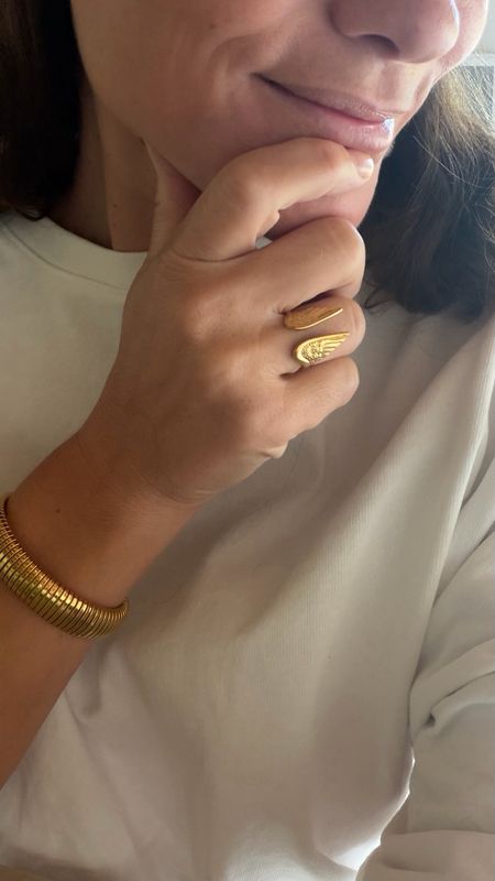 Rock your wings ring