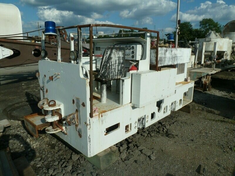 Narrow Gauge Plymouth Locomotives