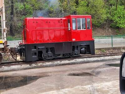 35 ton locomotive - buy or lease for 1150.00 per month