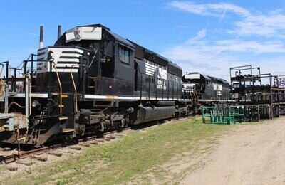 Blue carded EMD SD 40 2 available - buy or lease to own