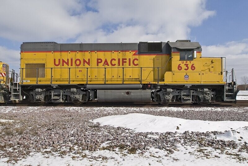 Blue carded EMD GP 15