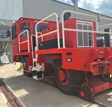 Low hour 2019 Shuttlewagon Navigator 7035 for sale or lease