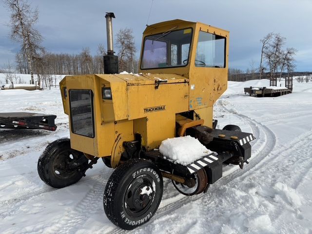 5 TM  Trackmobile with 1400 hours and spare parts 5 TM Trackmobile - open to offers