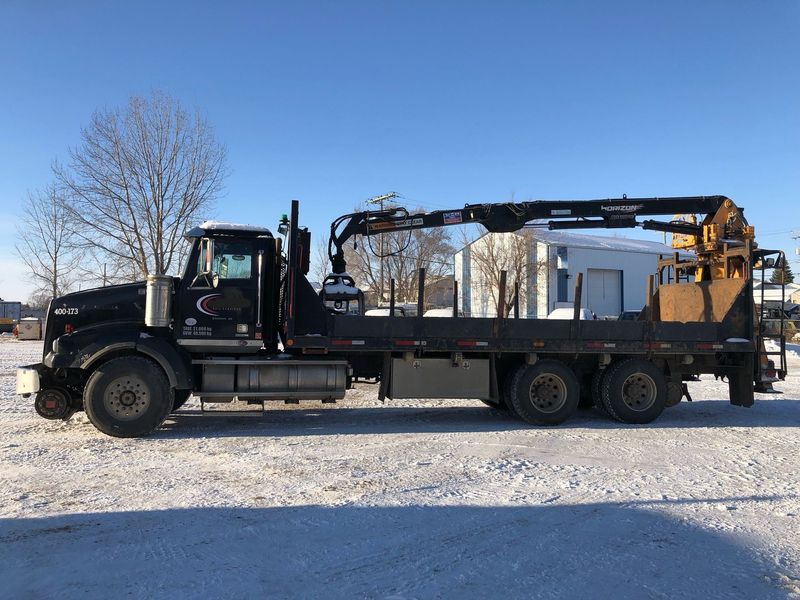 2014 Western Star 4900 SB Hi Rail Tie and Rail Handler Boom truck