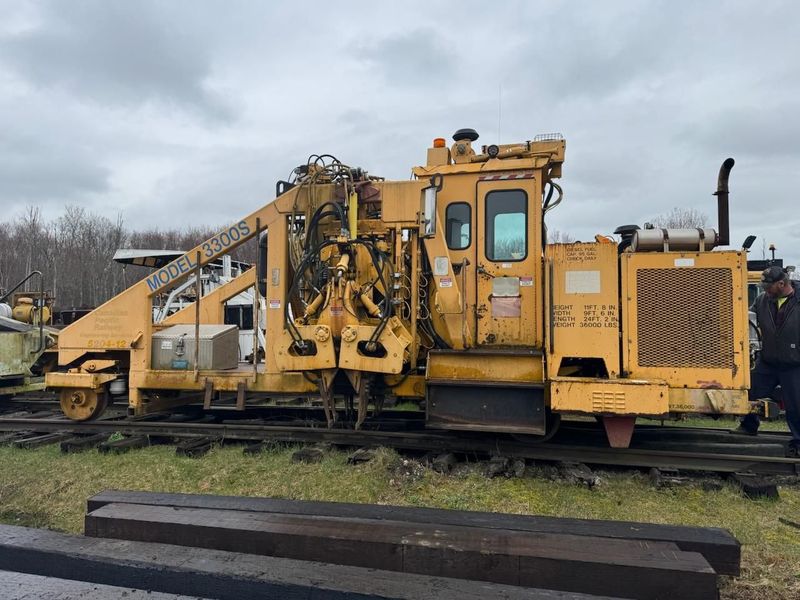 Chase 3300 railroad tamper