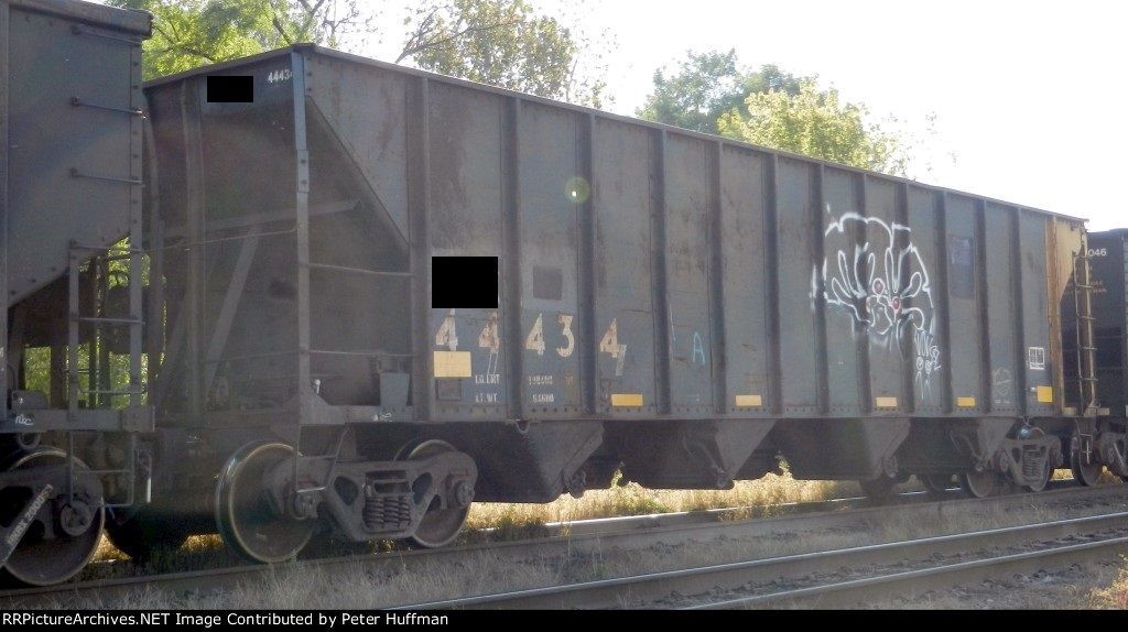 3600 cube open top steel hopper cars with manual gravity discharge