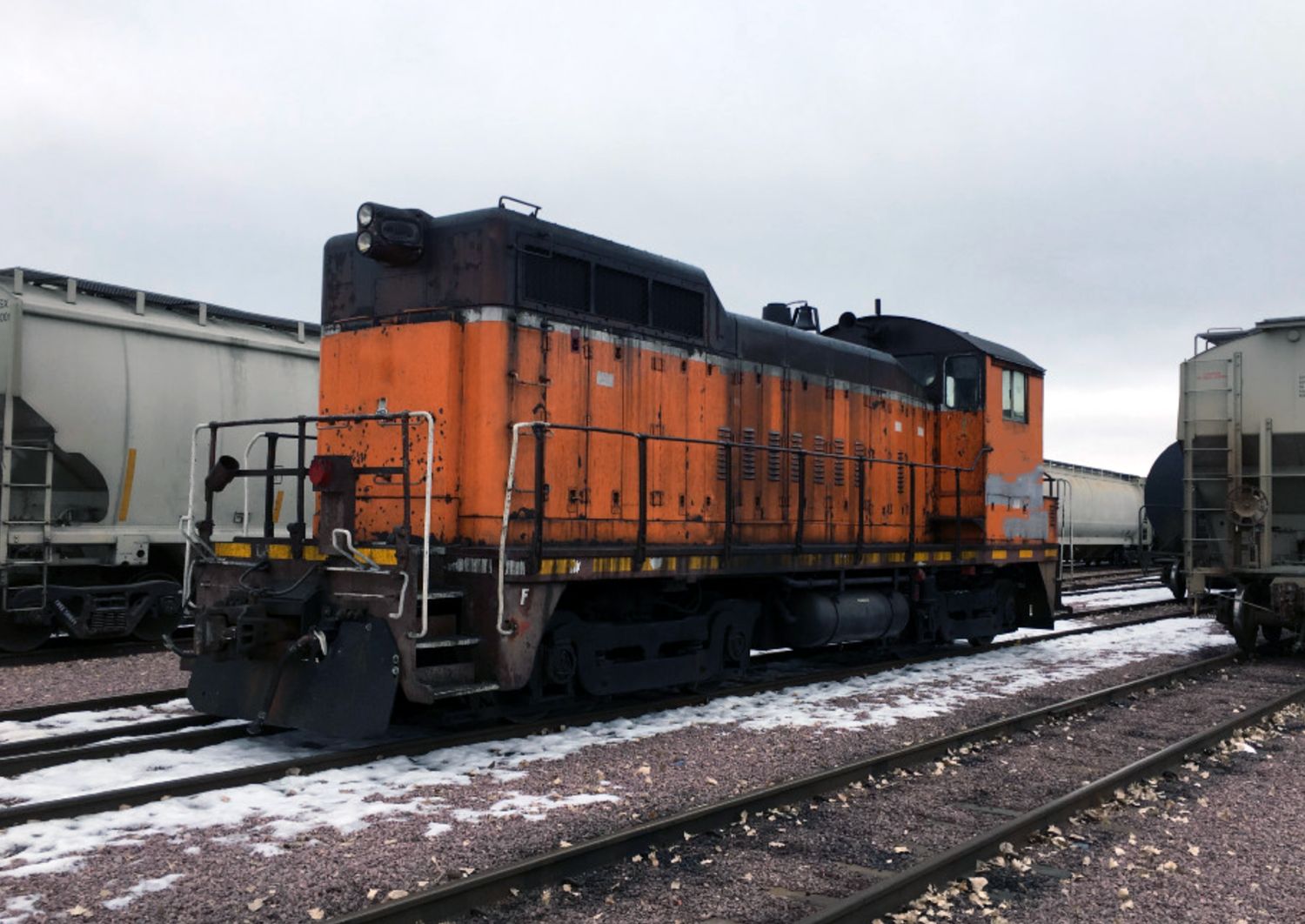 Lease a SW 10 with alignment control couplers