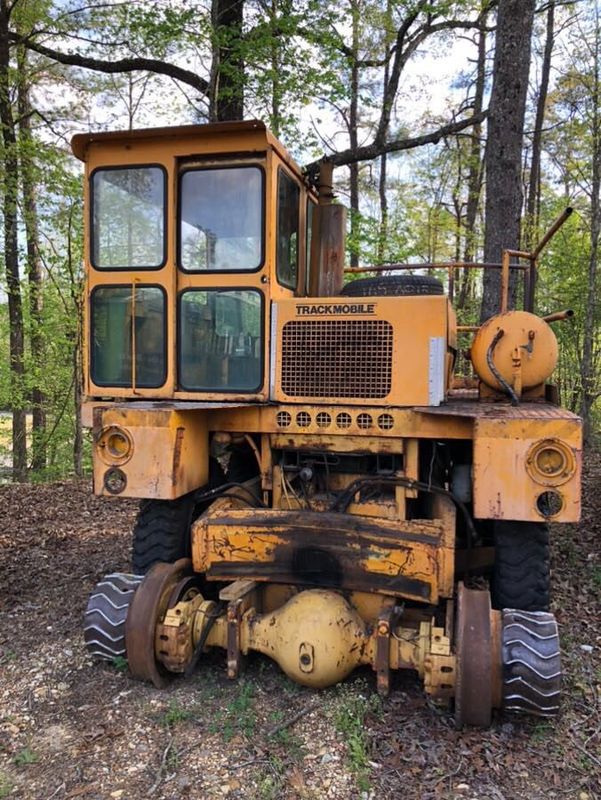 9 TM Trackmobile - ugly but runs well 9 TM Trackmobile - ugly but runs well