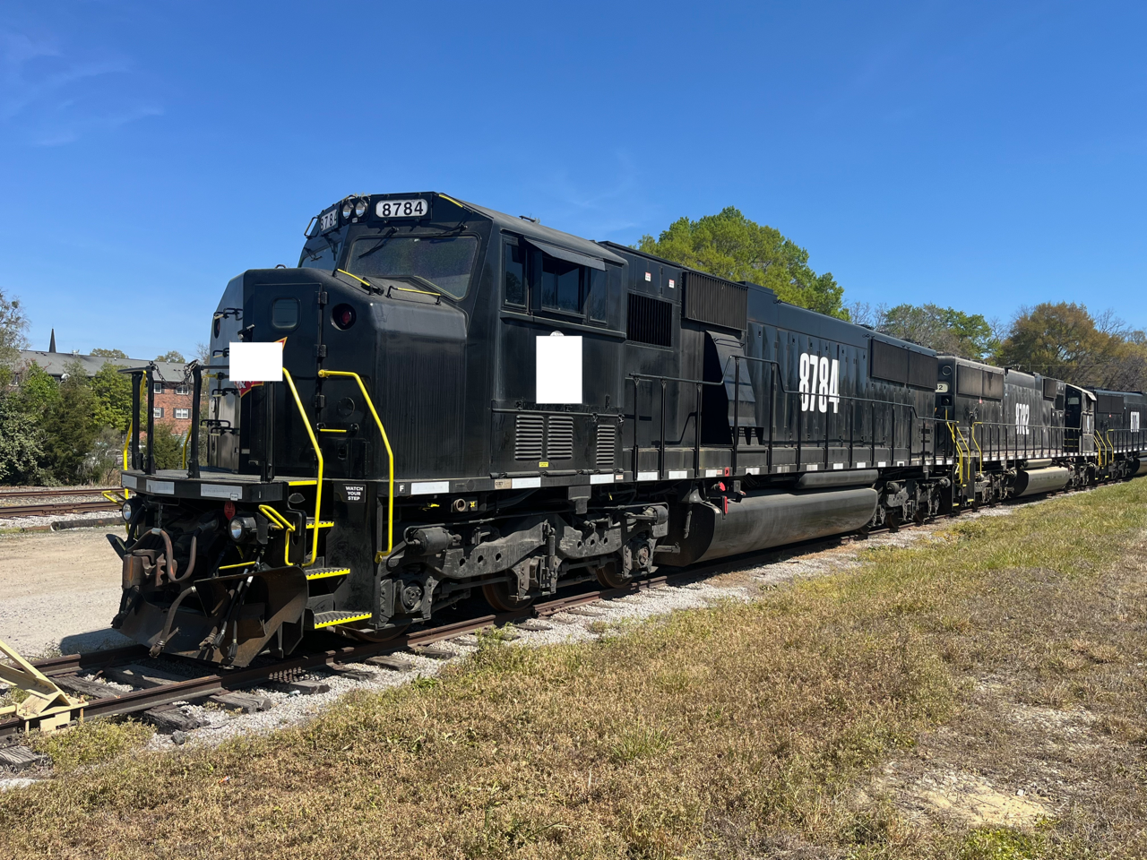 very low hour EMD SD 60s for sale - call for pricing very low hour EMD SD 60s for sale - call for pricing