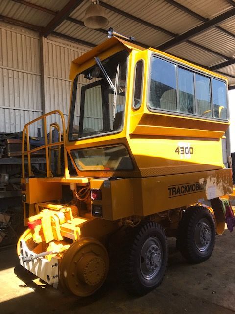 Trackmobile 4300 refurbished with a fresh rebuilt powertrain