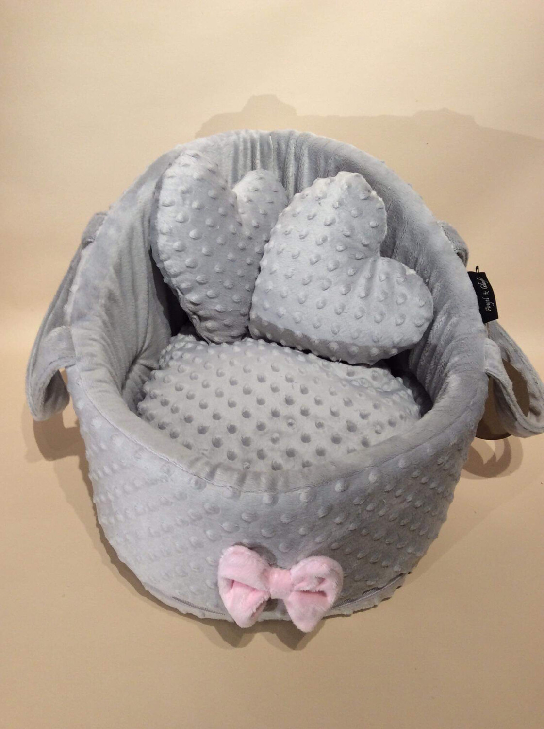 Wieg bubbelgrijs + roze strik Wieg bubbelgrijs + roze strik