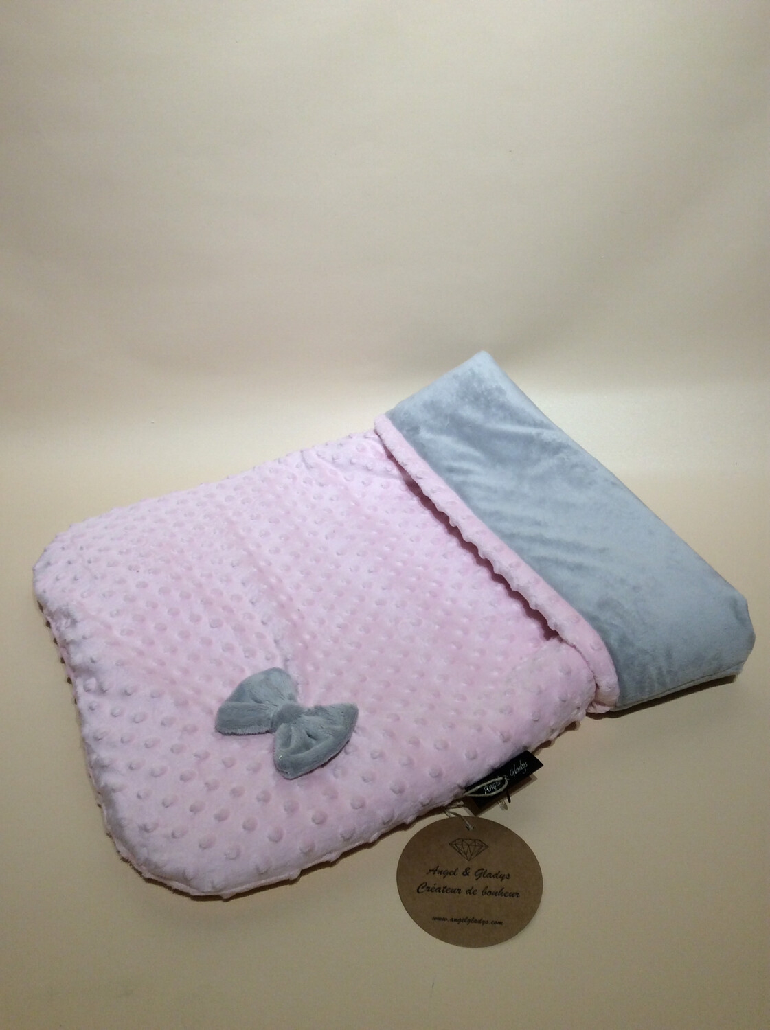Bubbel roos minky grijs met strik 50x45 Bubbel roos minky grijs met strik 50x45