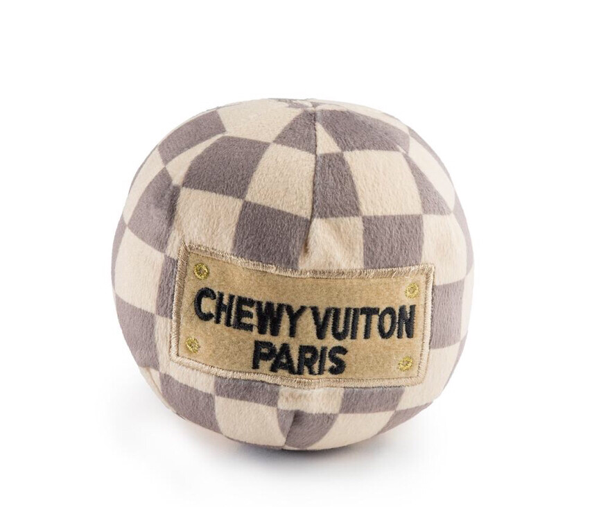 Checker Chewy Vuiton ball S