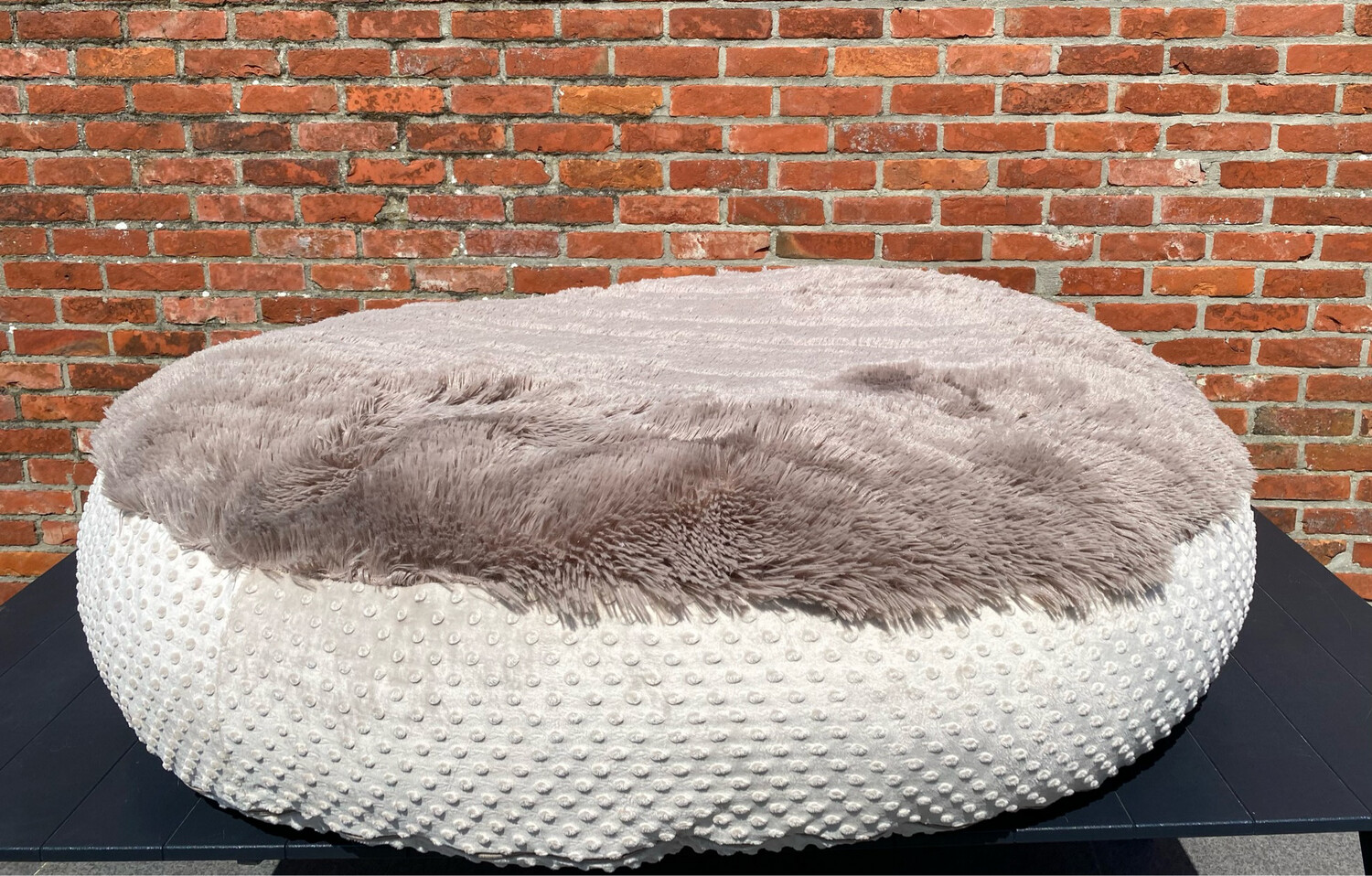 Coussin taupe ø120