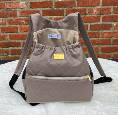 Pouch bag taupe