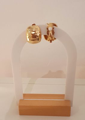 Clip