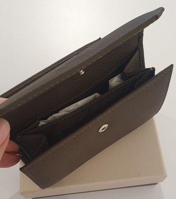 Bi-Fold wallet