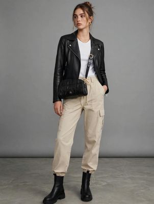 Sandnes Black BCR038