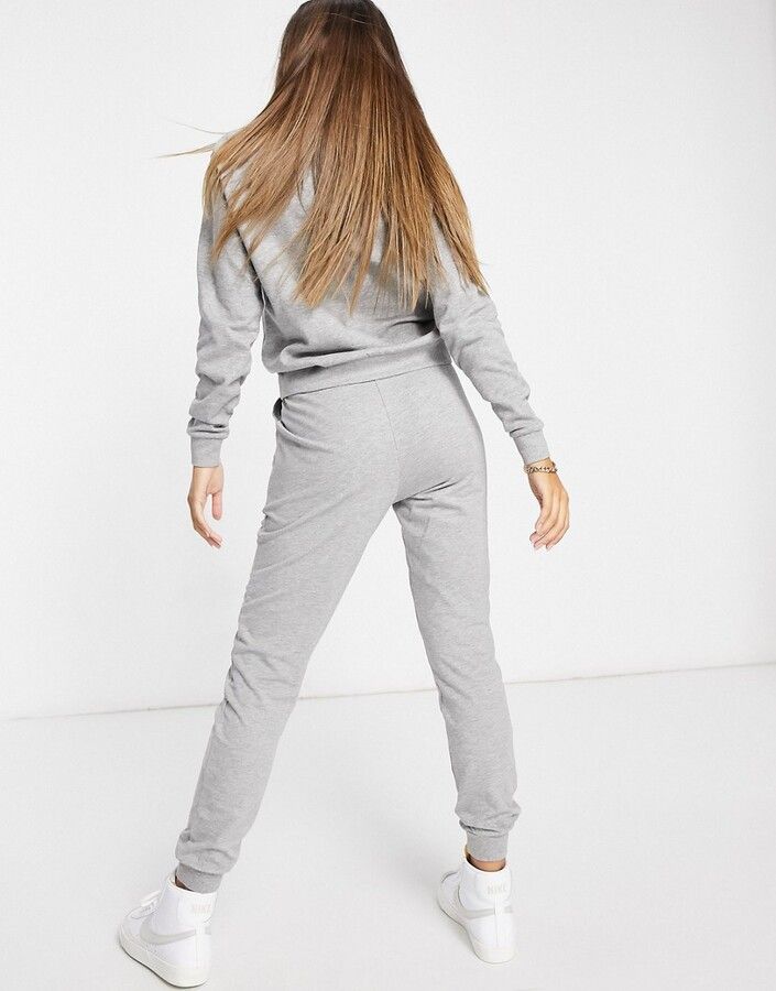 Women&#39;s tracksuit sets