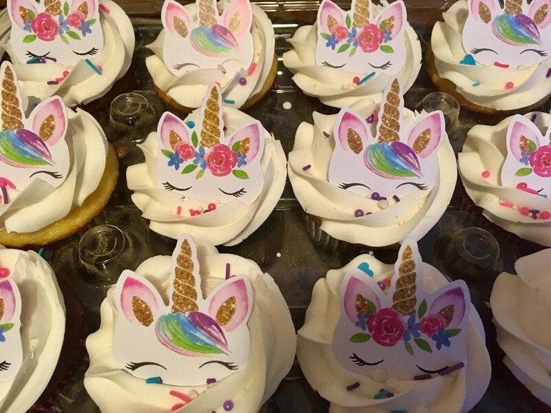 Dozen cupcakes