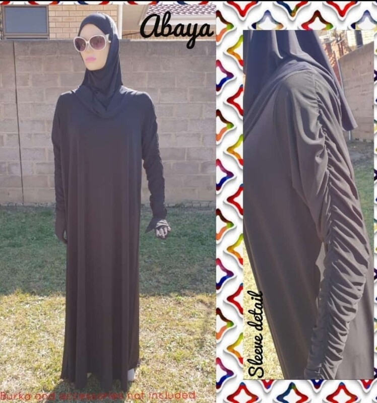 Rouched sleeve