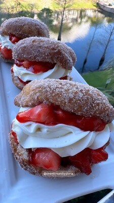 Strawberry cheesecake donut recipe