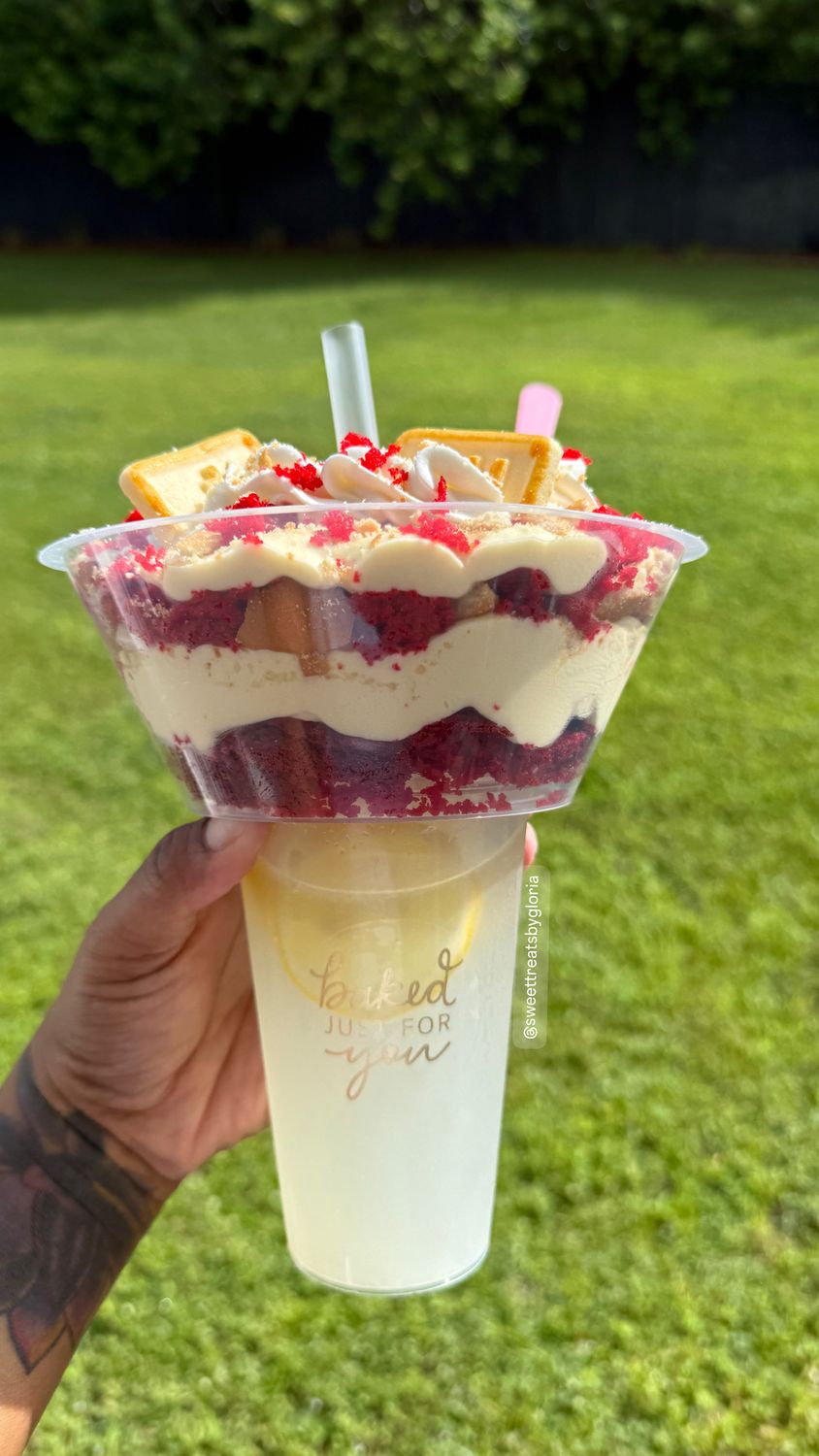 Loaded banana pudding (red velvet) cup &amp; lemonade recipe