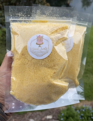 Banana dessert crumbs