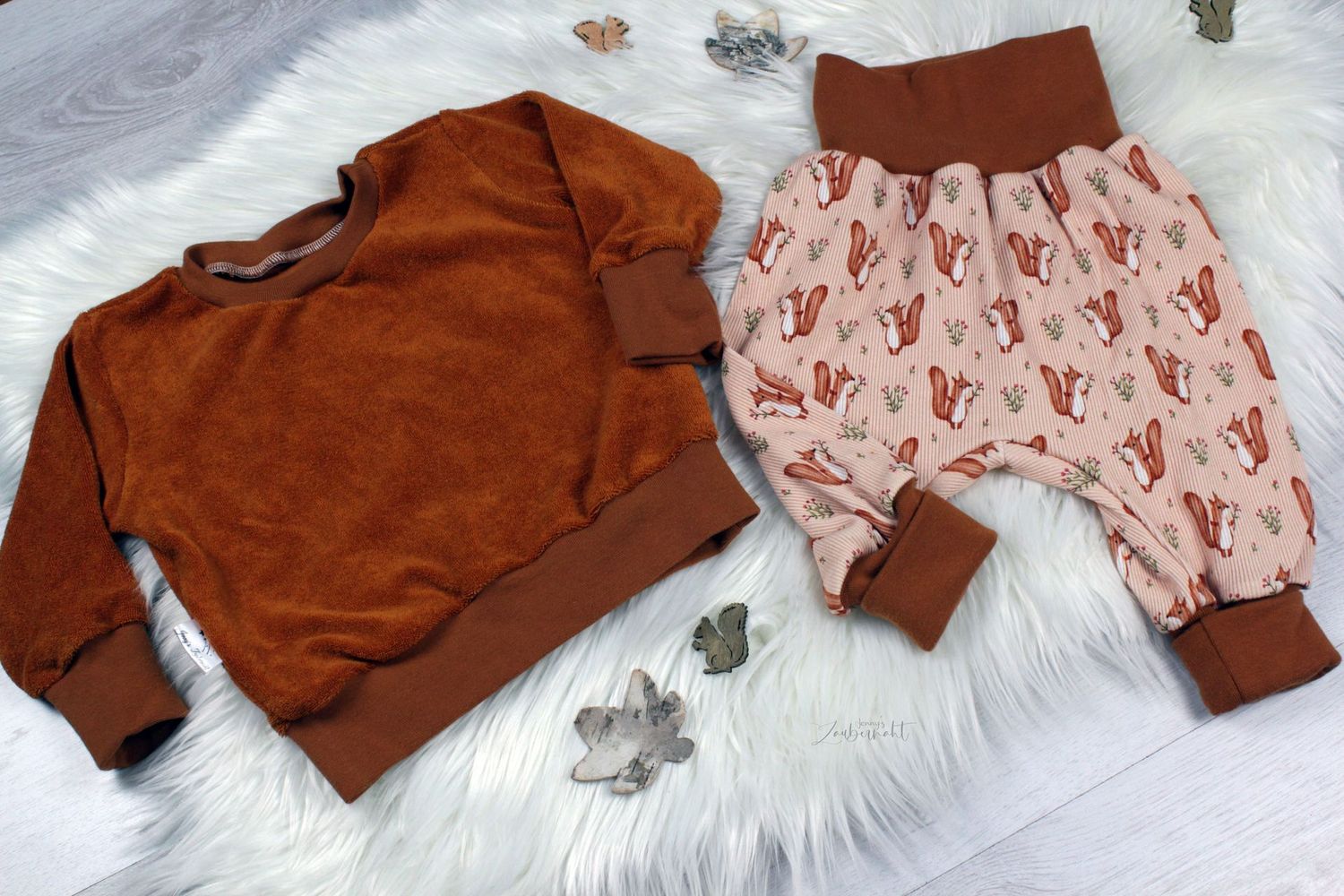 Set Pumphose Sweatshirt süßes Eichhörnchen Gr. 74/80