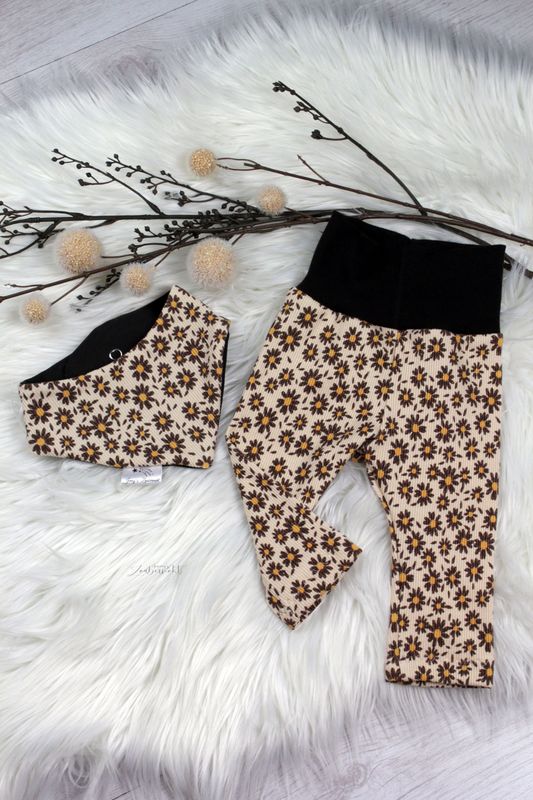 Leggings und Halstuch Blumenprint 68