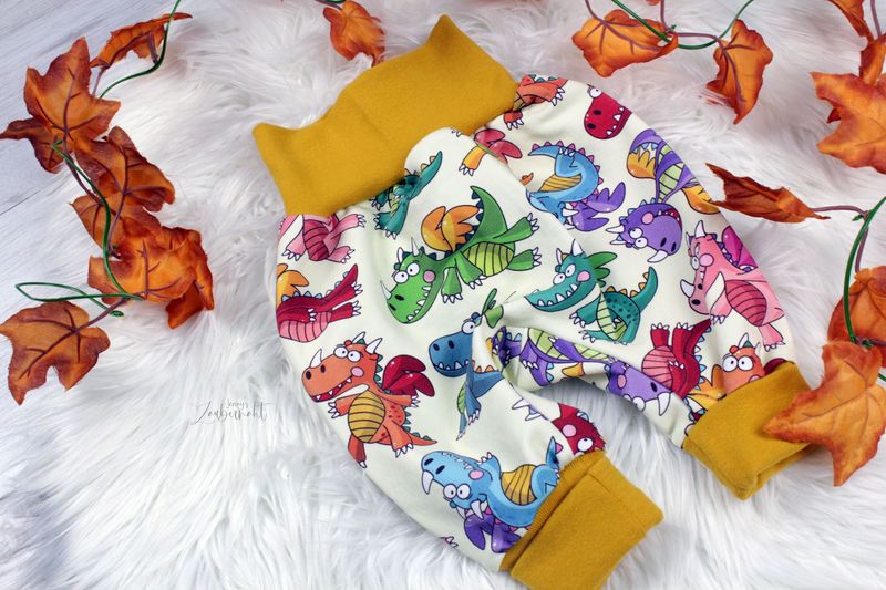 Pumphose bunte Drachen senf 62/68 Pumphose bunte Drachen senf 62/68