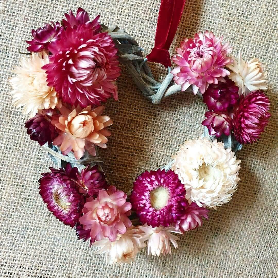"Aurora" willow dried flower heart wreath