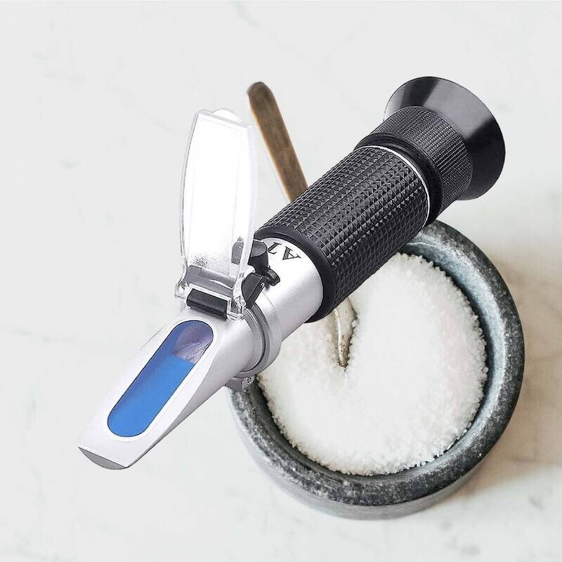 PORTABLE REFRACTOMETER - SALINITY