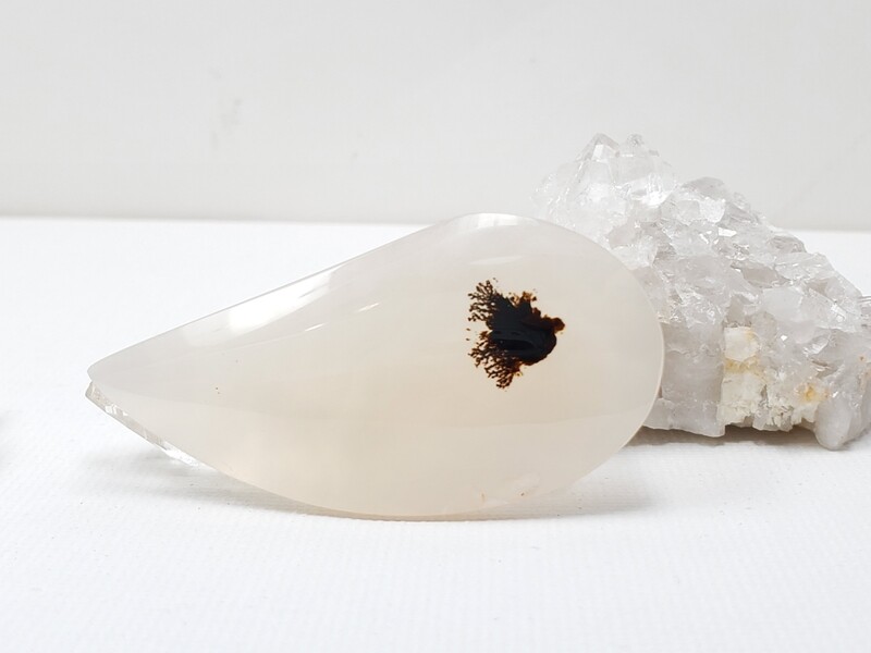 Dentritic Agate cabochon