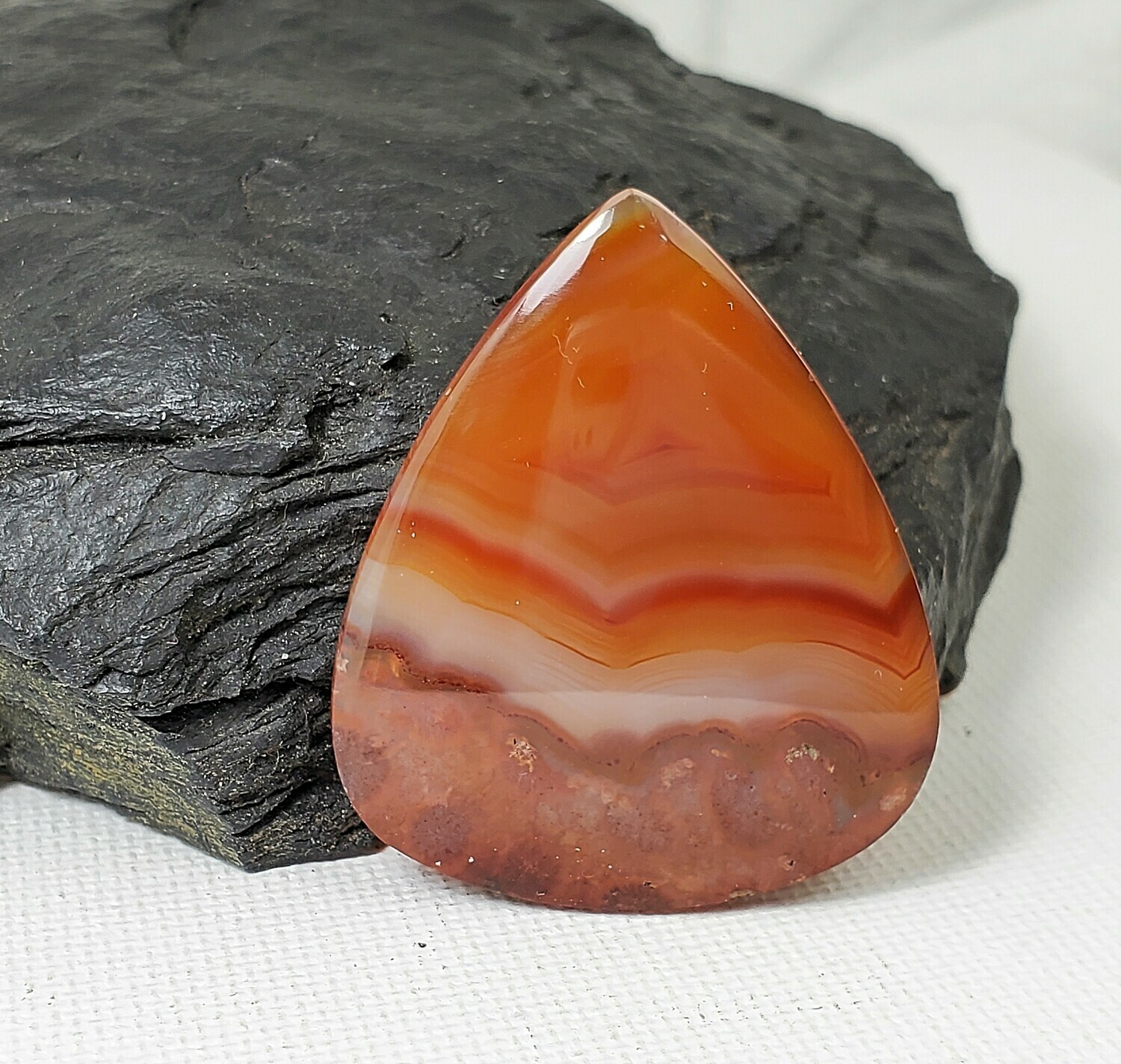 Banded Agate cabochon