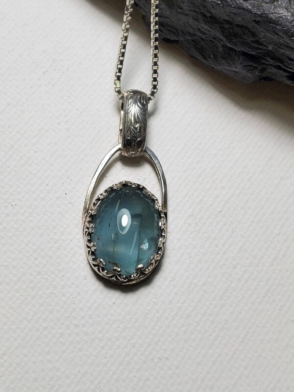 Aquamarine and Silver Pendant